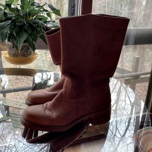 Women’s Frye Brown Leather Boots size 8.  Good condition.